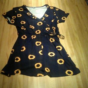 Cute Navy Blue Sunflower Romper, XL